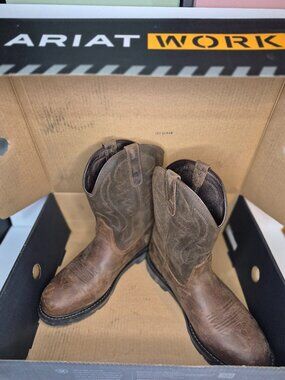 ARIAT Men's Groundbreaking Pull-on Work Boots Round Toe Size 12EE (Wide)